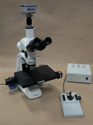 MT7000 NUM Microscope numérique motorisé