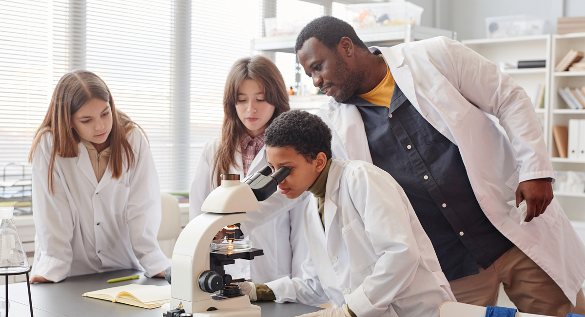 Microscope pour lécole  Intérêt et utilisation