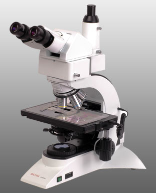 Microscope de recherche - Microscopes