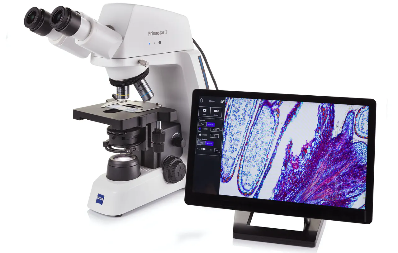 Le microscope d'étudiant en biologie