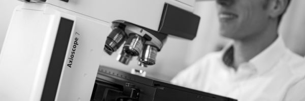 Microscope Optique pour le Contrle d'Amiante